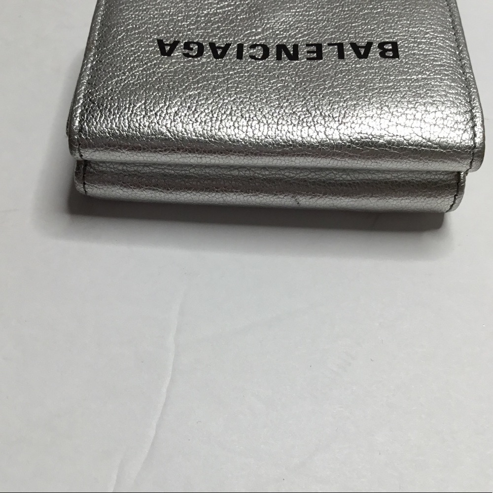 Balenciaga Silver Leather Coin Wallet - Picture 6 of 9